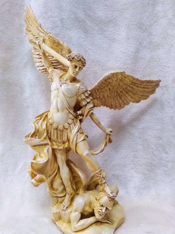 Arcángel San Miguel marmolizado